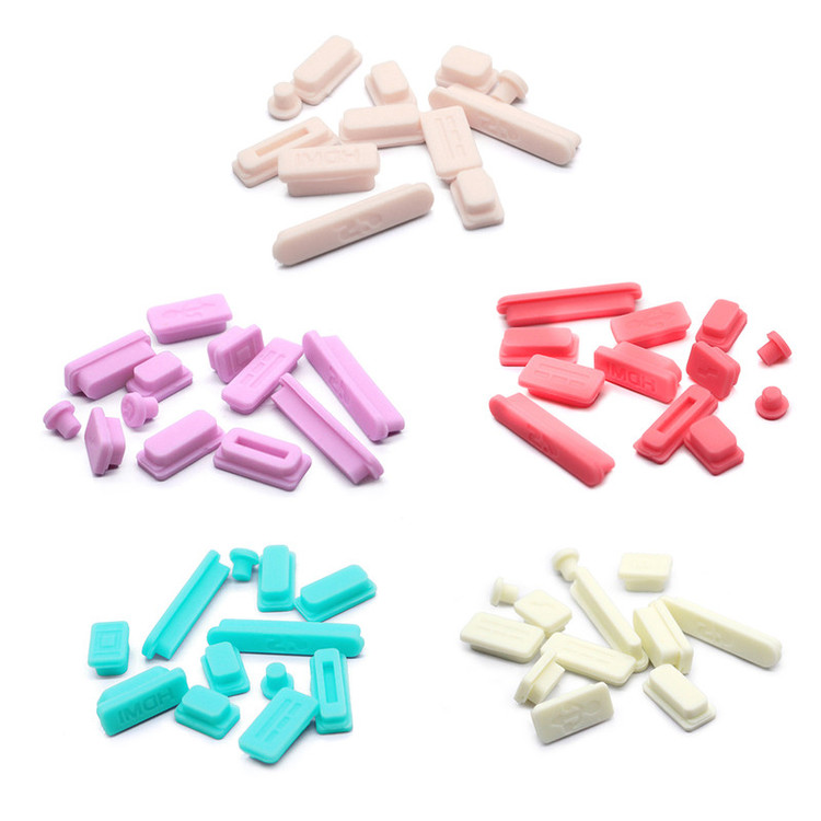 محافظ پورت لپ تاپ رینیکا مدل Ant01 مجموعه 12 عددی