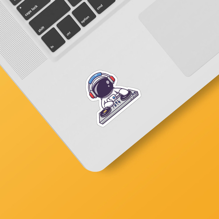 استیکر لپ تاپ توییجین و موییجین طرح Astronaut کد 08 مناسب برای لپ تاپ 15.6 اینچ به همراه برچسب حروف فارسی کیبورد